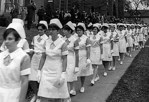 r06-nur-tr-Assembly_Line_of_1970s_Nurses